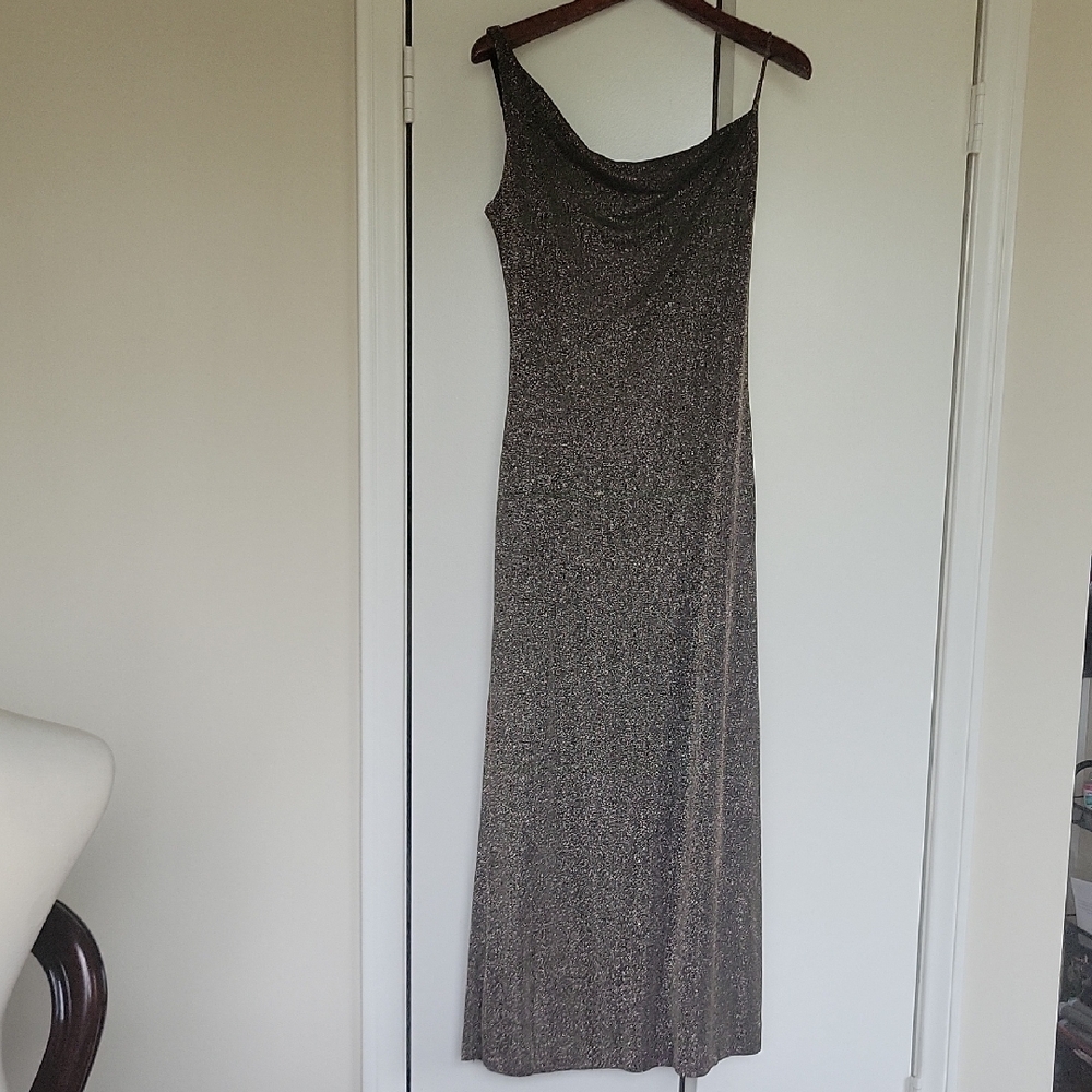 Elegant Black Evening Gown